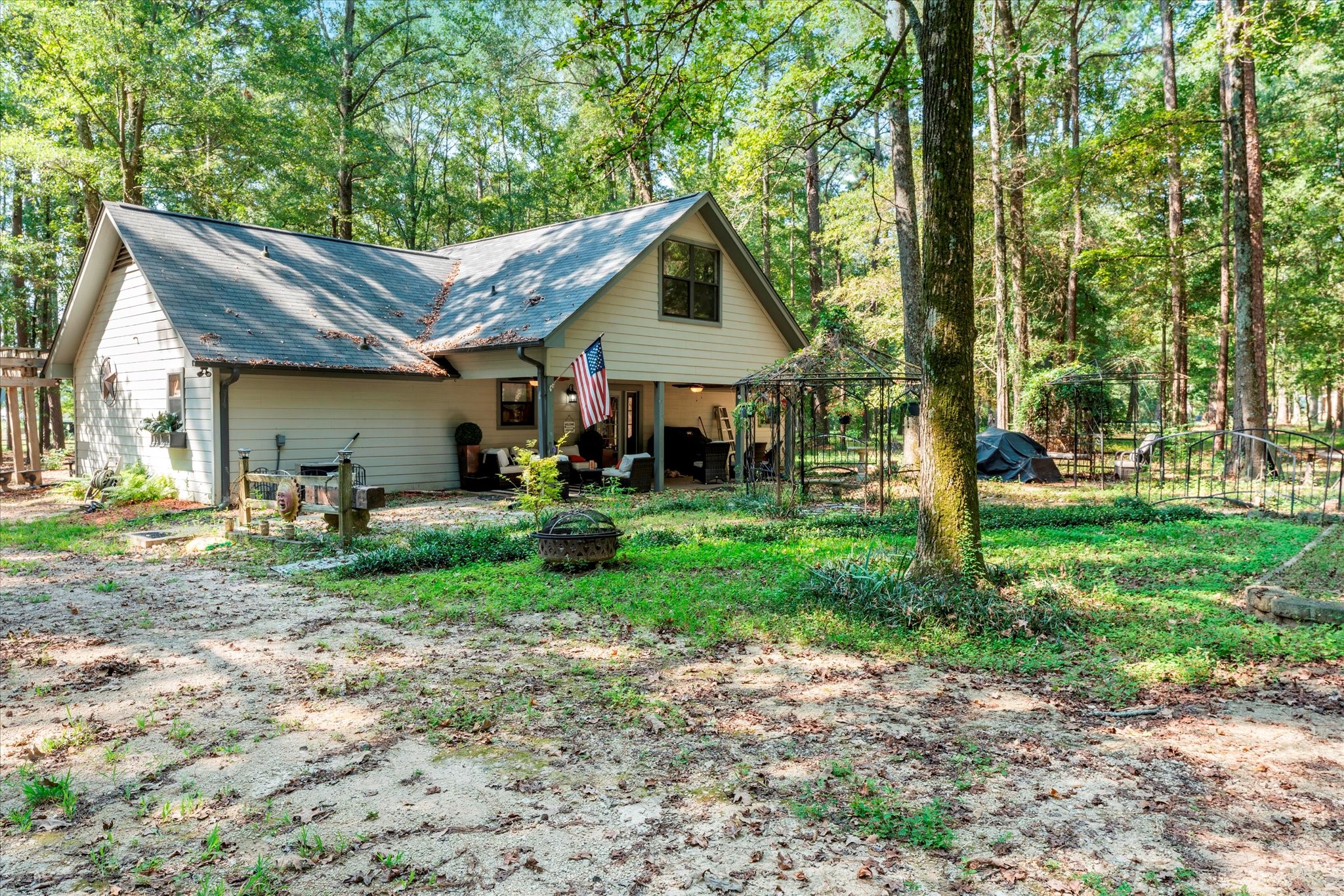 15 Cr 4896 Pittsburg TX 75636