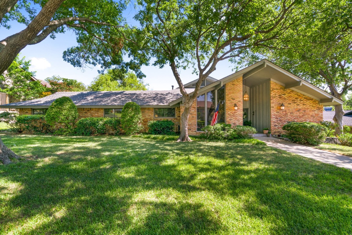 313 San Carlos Court Irving TX 75062