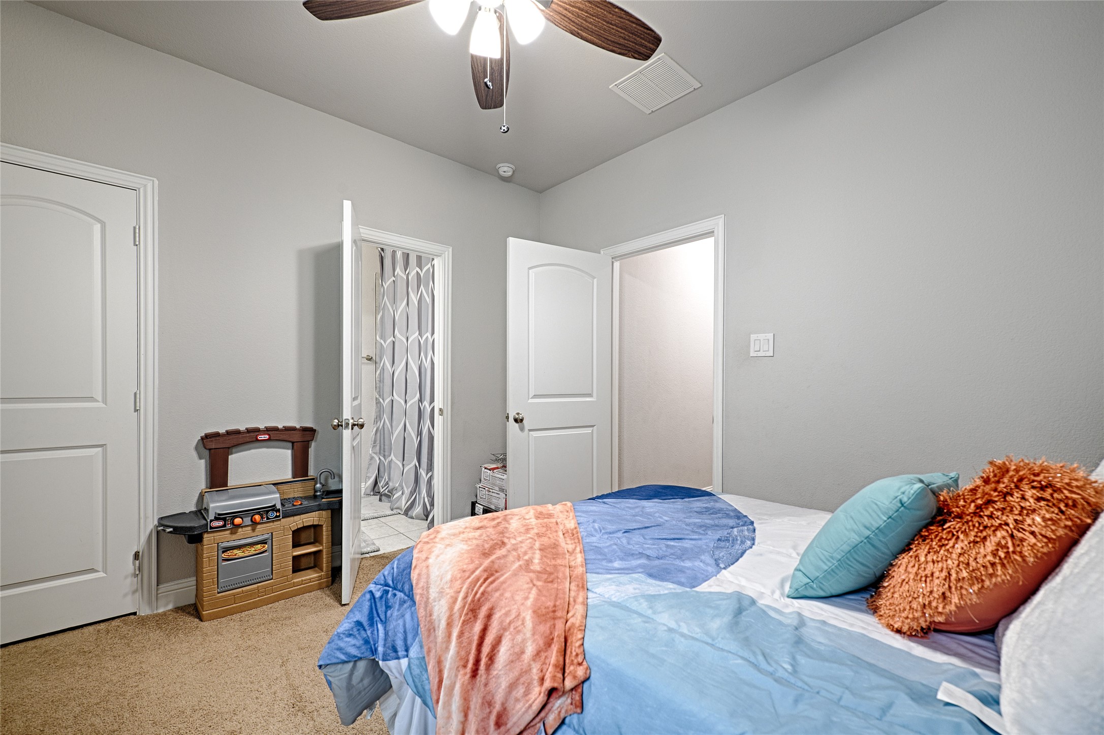 117 Finlee Lane Red Oak TX 75154