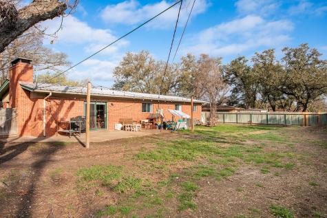 2005 S China Street Brady TX 76825