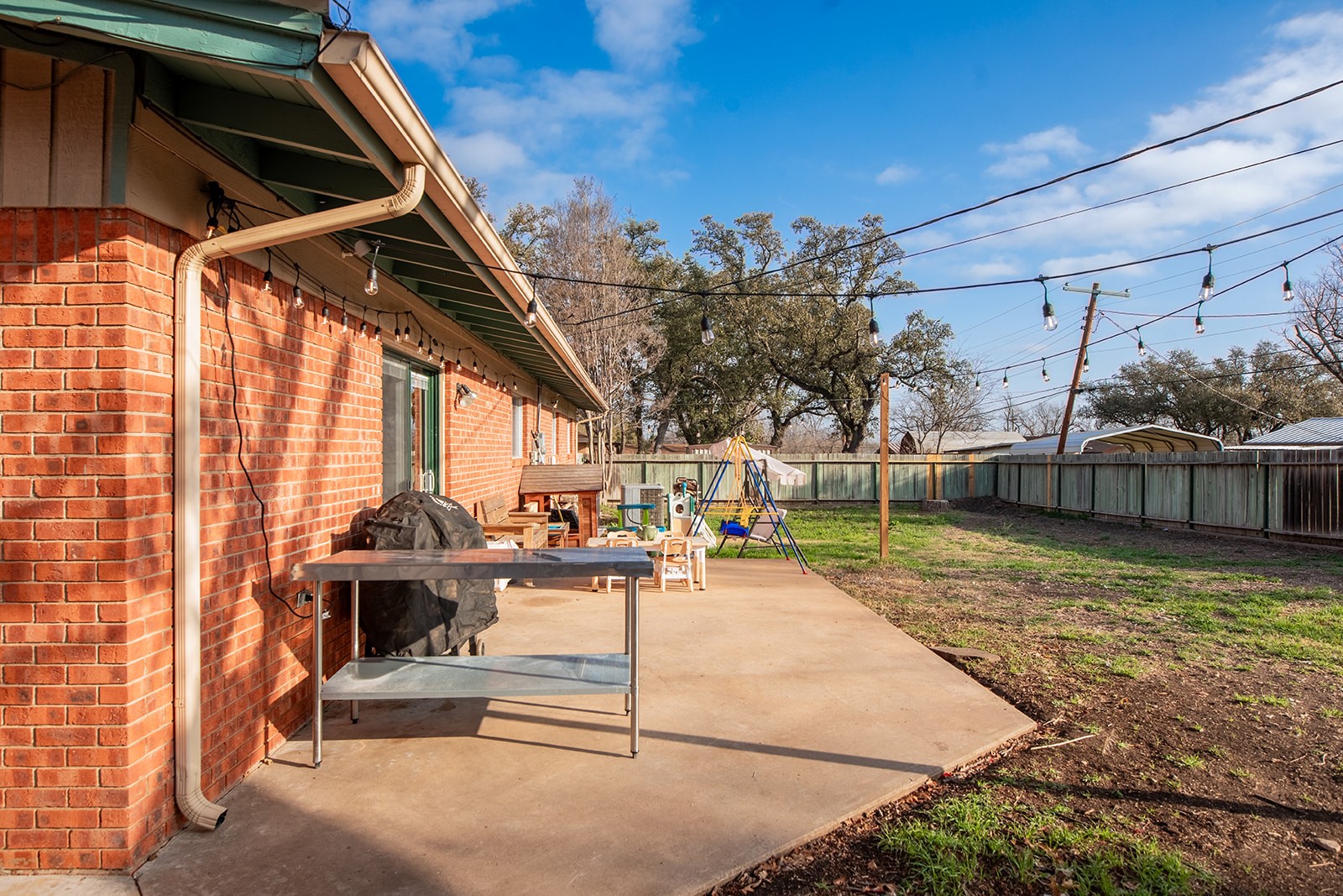 2005 S China Street Brady TX 76825