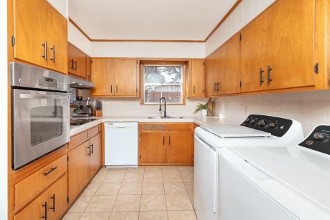 2005 S China Street Brady TX 76825