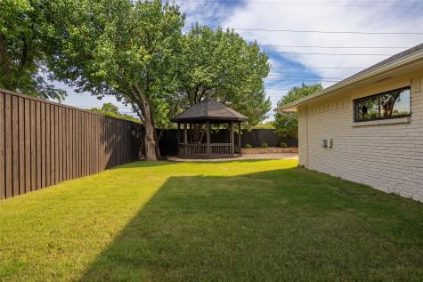 7512 Woodstone Lane Dallas TX 75248