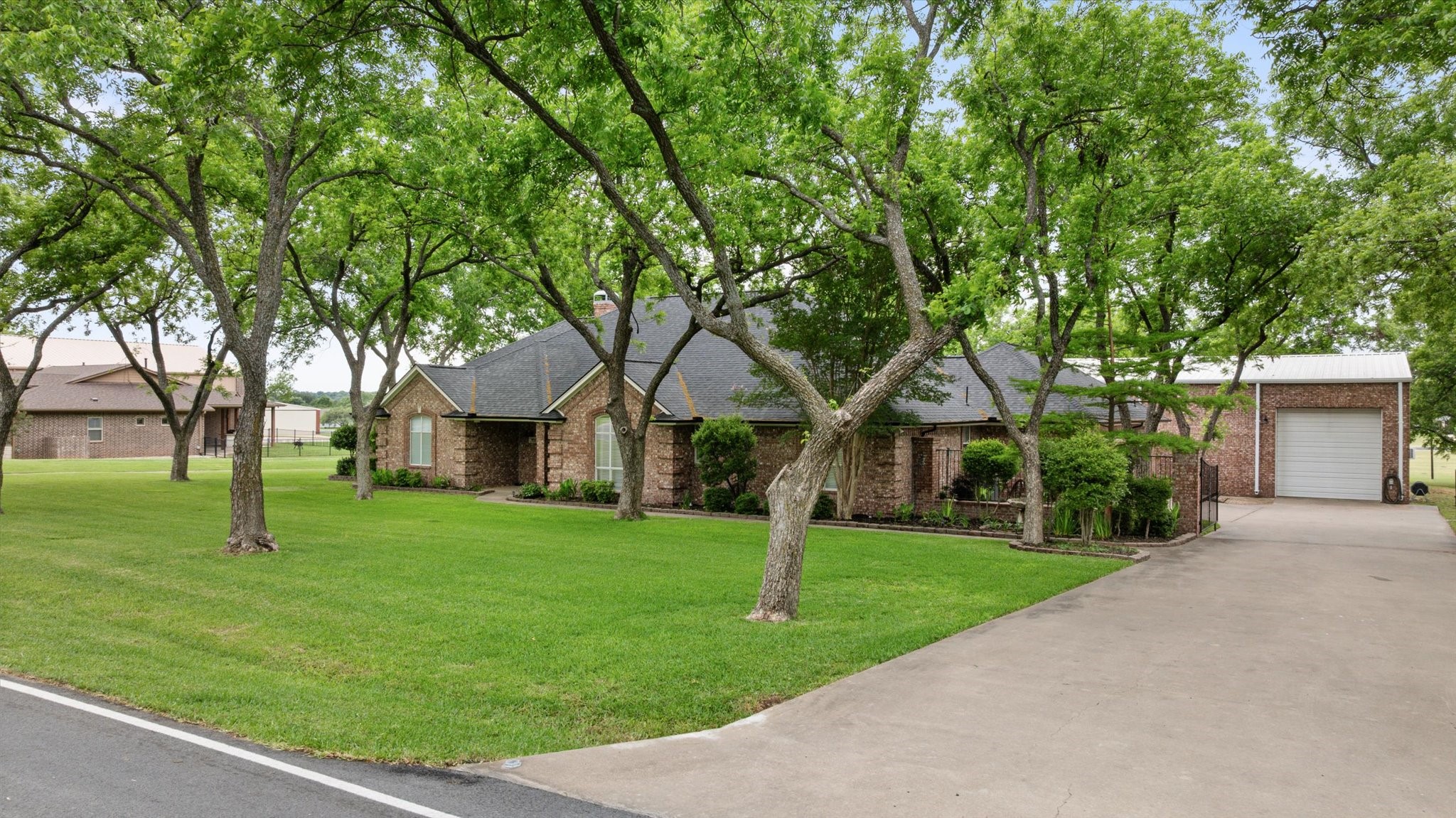 9616 Air Park Drive Granbury TX 76049