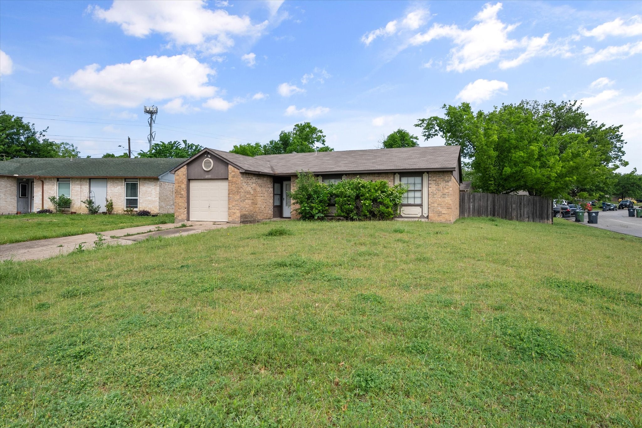2209 Wildbriar Drive Arlington TX 76014