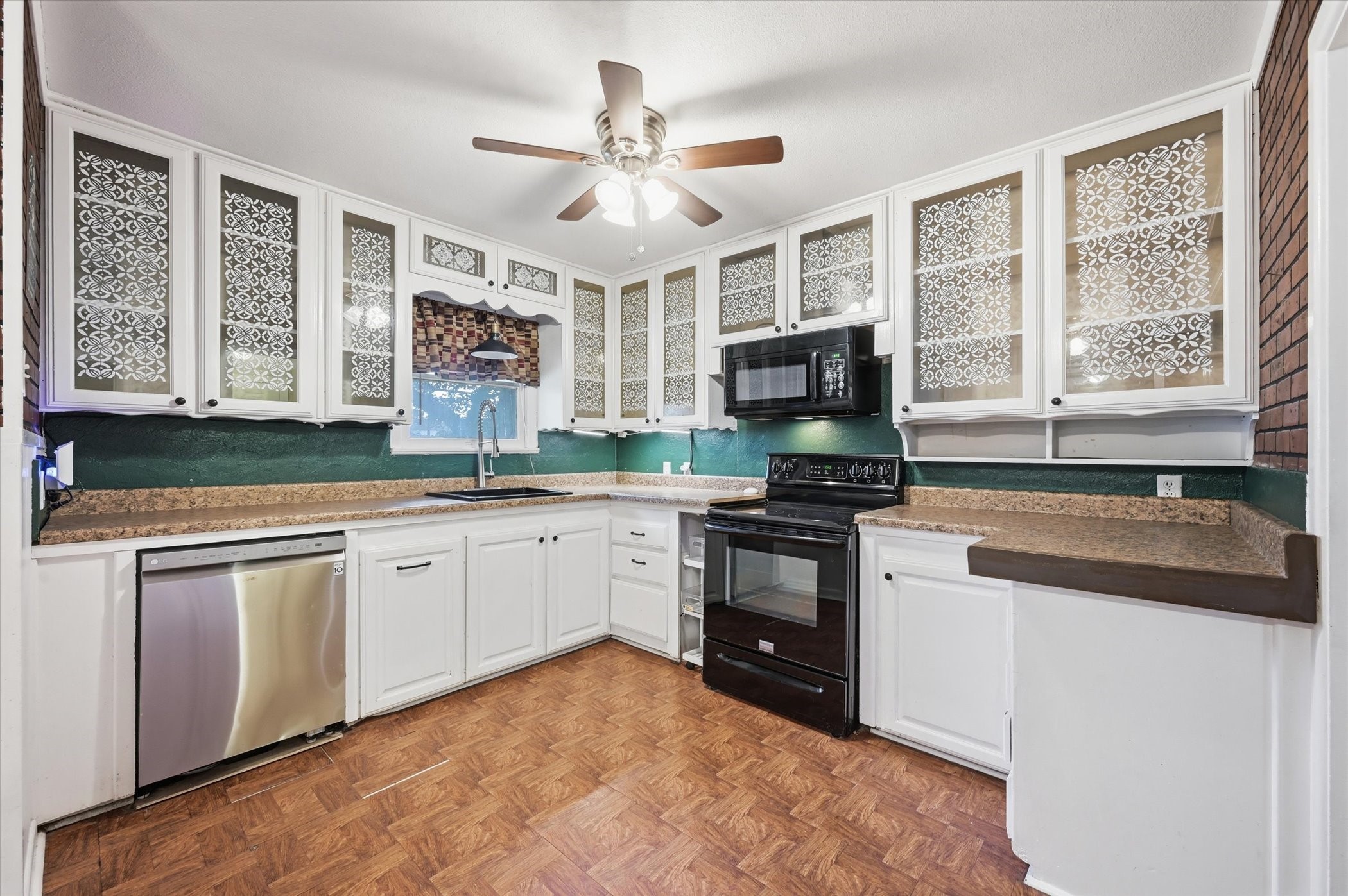 4212 Ken Michael Court North Richland Hills TX 76180
