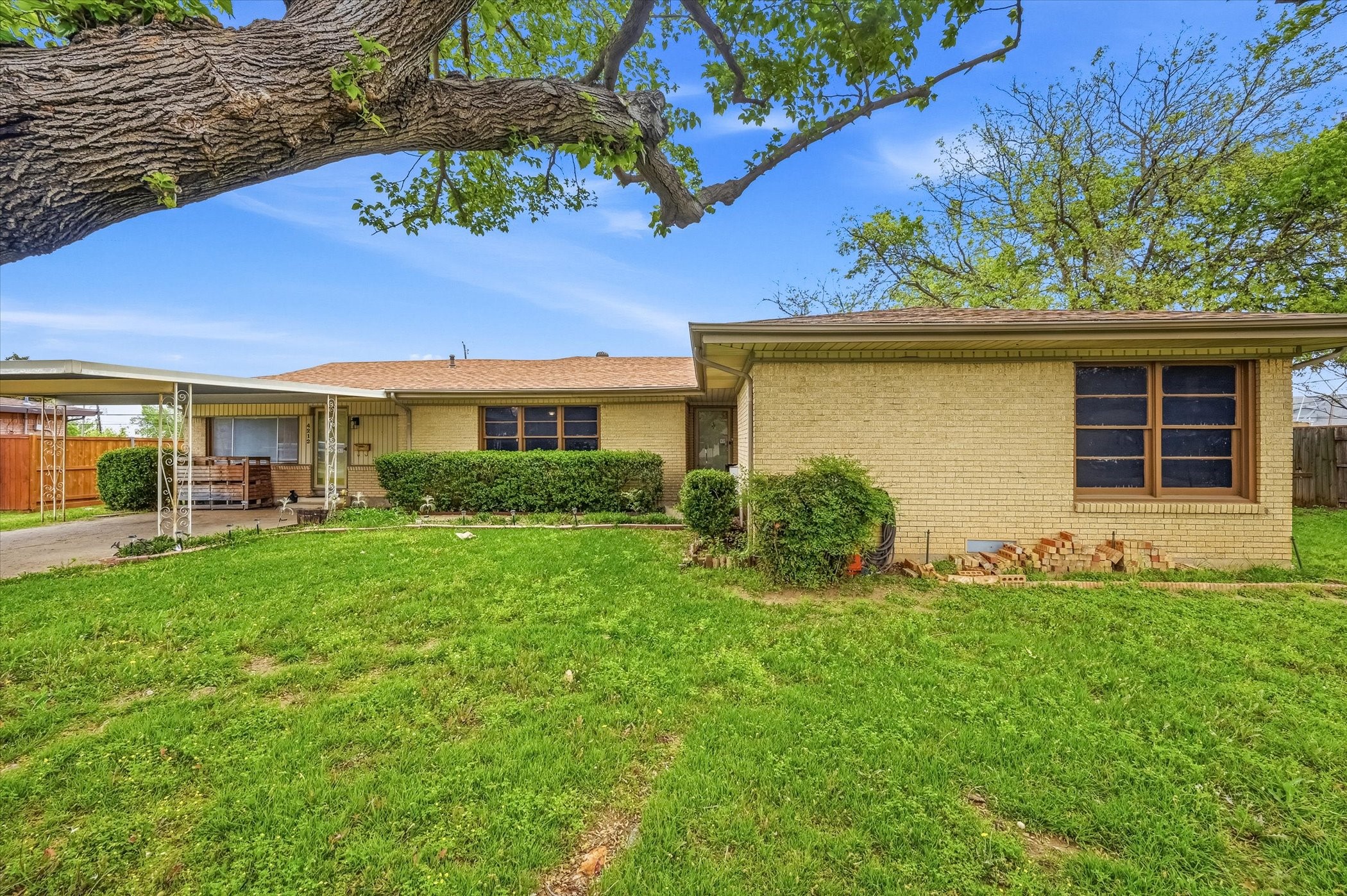 4212 Ken Michael Court North Richland Hills TX 76180