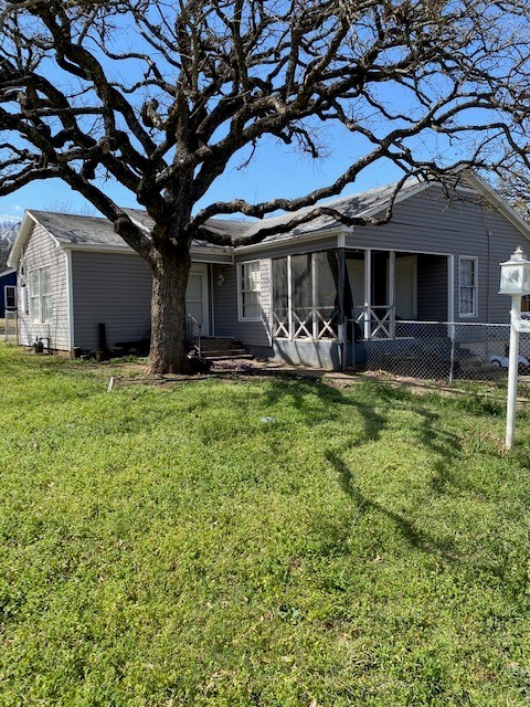 406 Alvarado Street Mansfield TX 76063