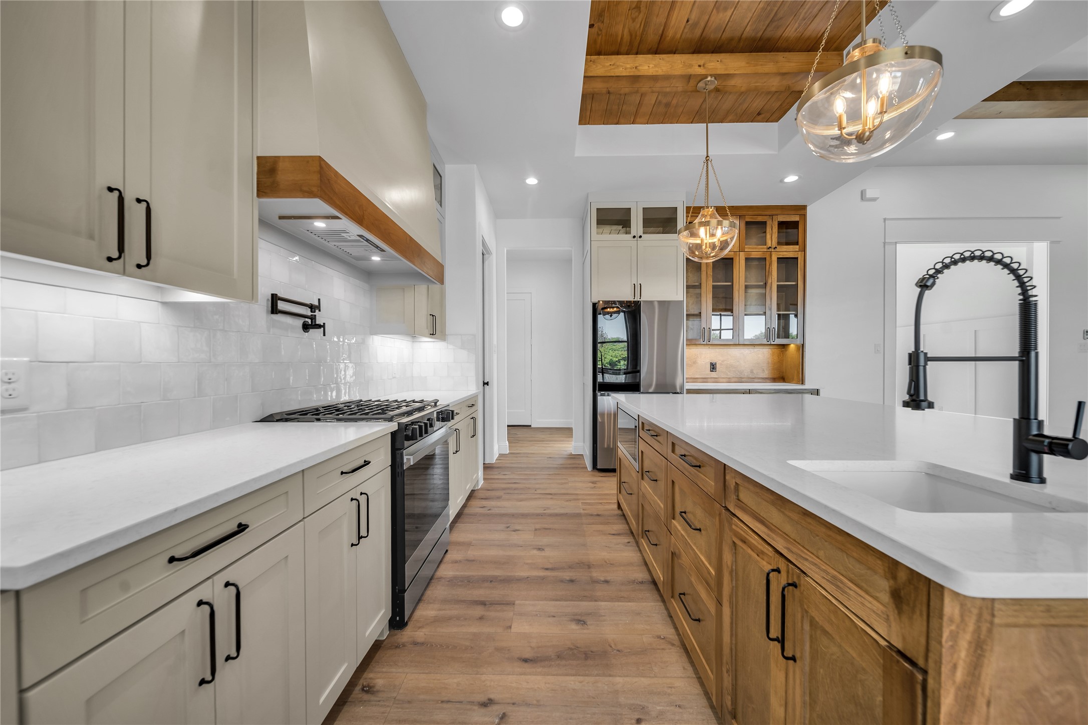 819 Meadow Lark Lane Red Oak TX 75154