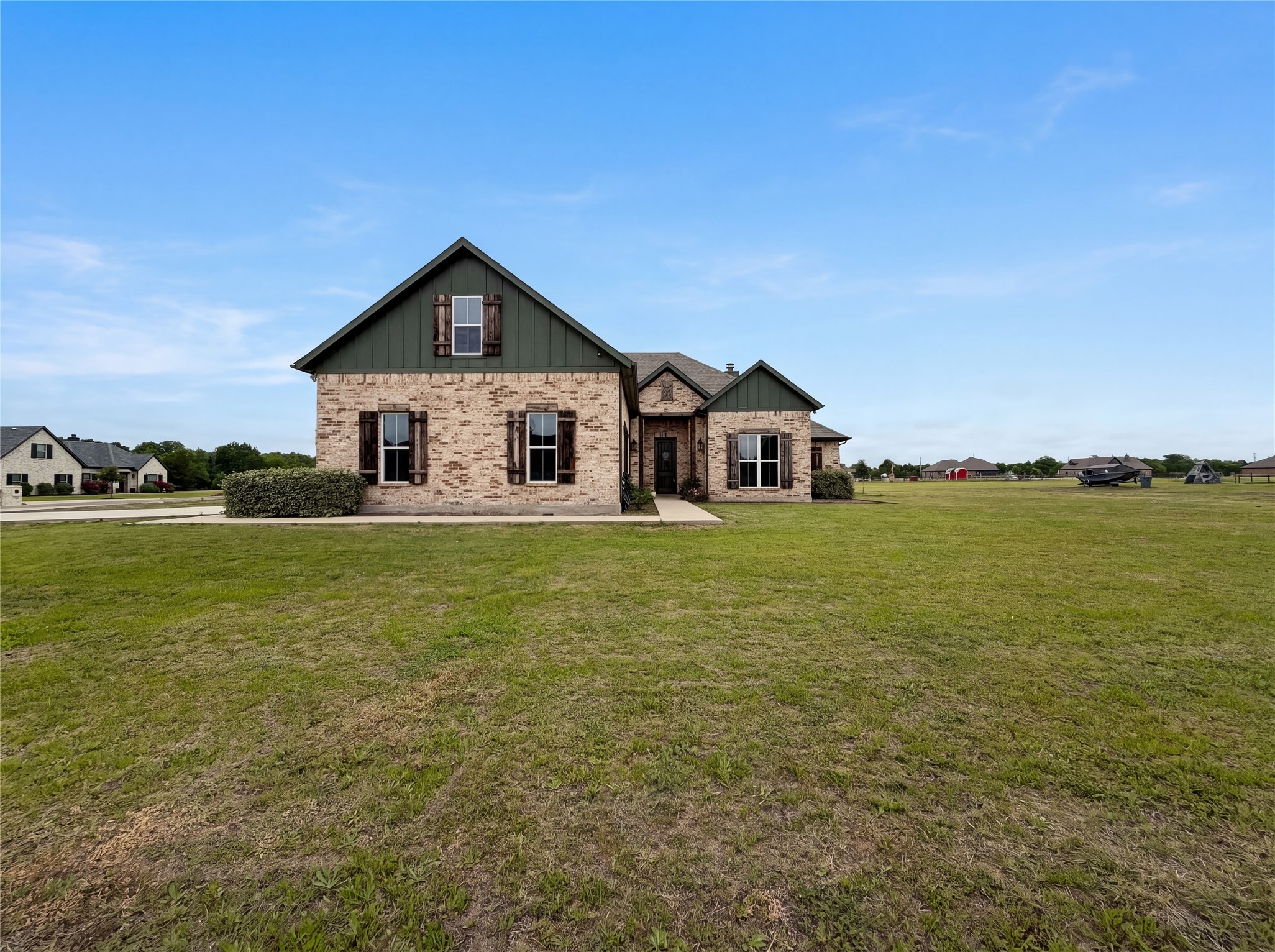 725 Cheyenne Trail Trenton TX 75490