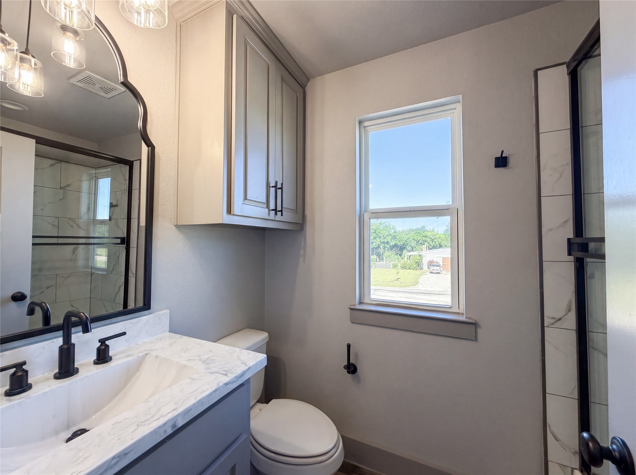 725 Cheyenne Trail Trenton TX 75490