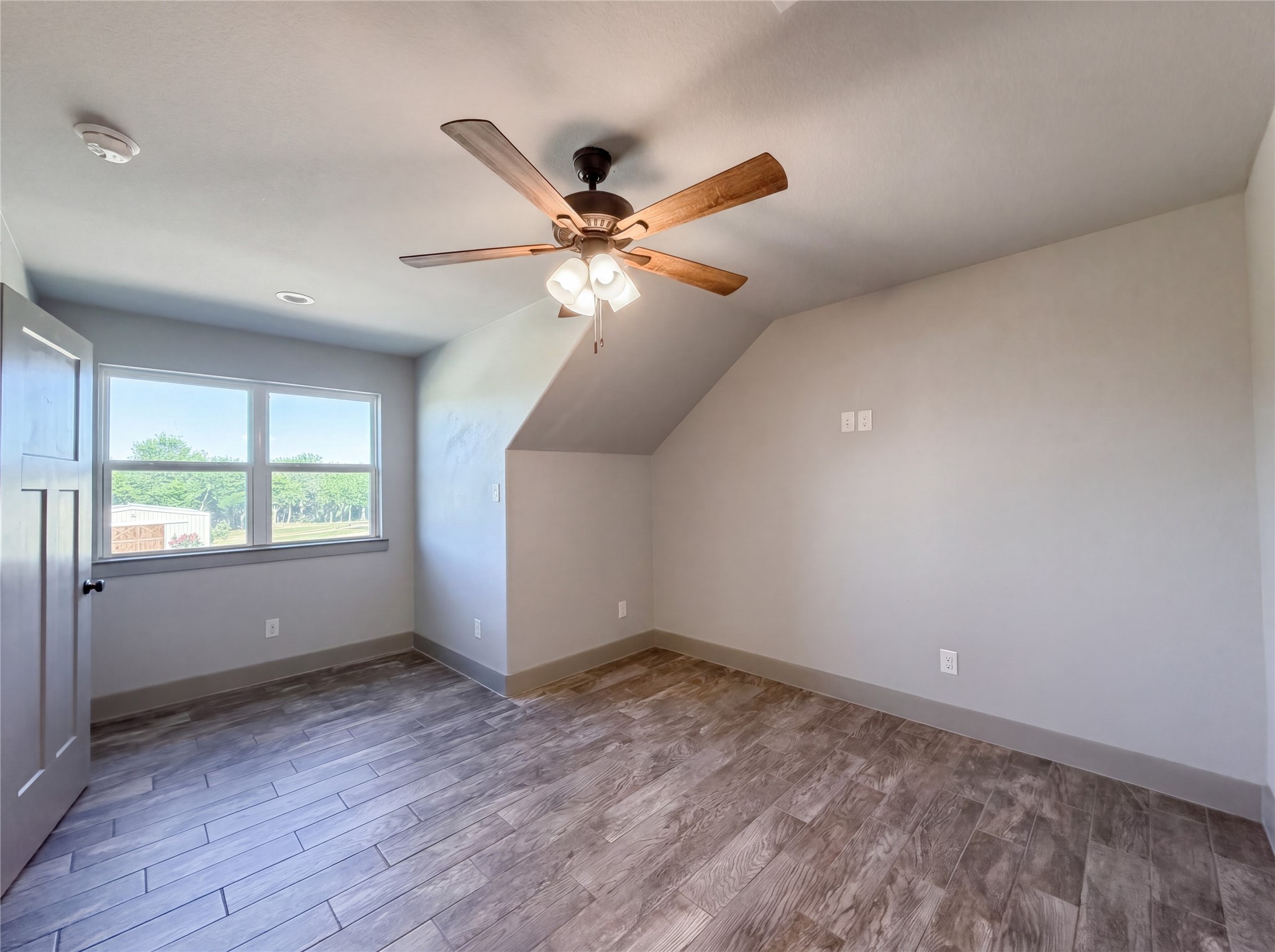 725 Cheyenne Trail Trenton TX 75490