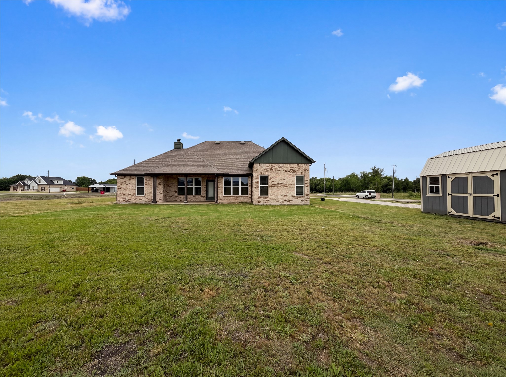 725 Cheyenne Trail Trenton TX 75490
