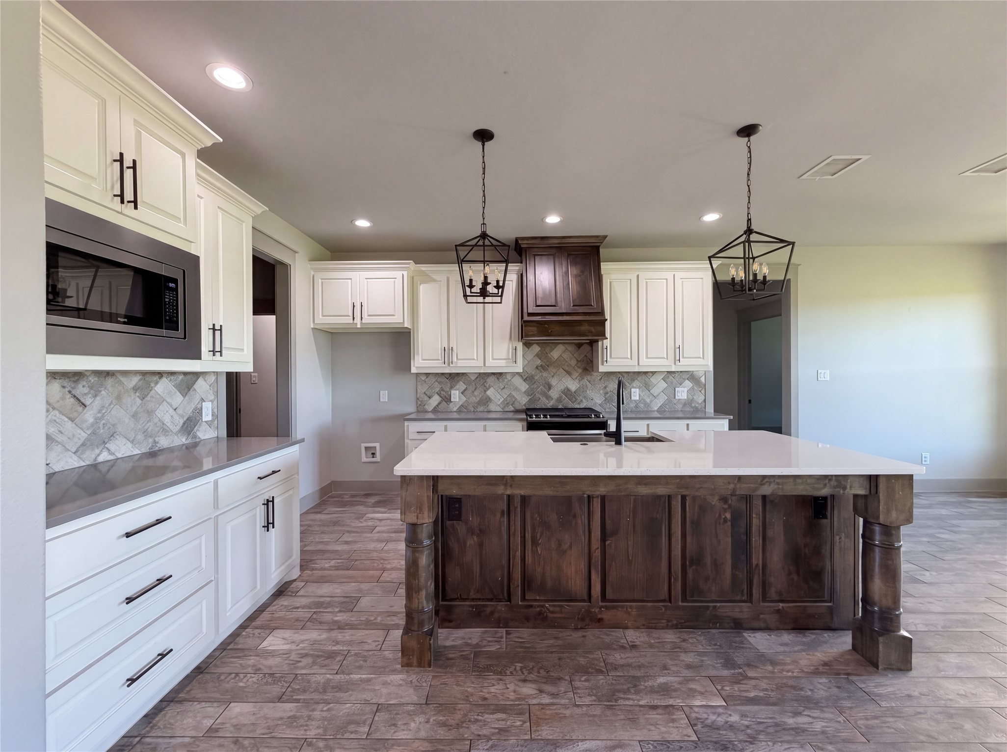 725 Cheyenne Trail Trenton TX 75490