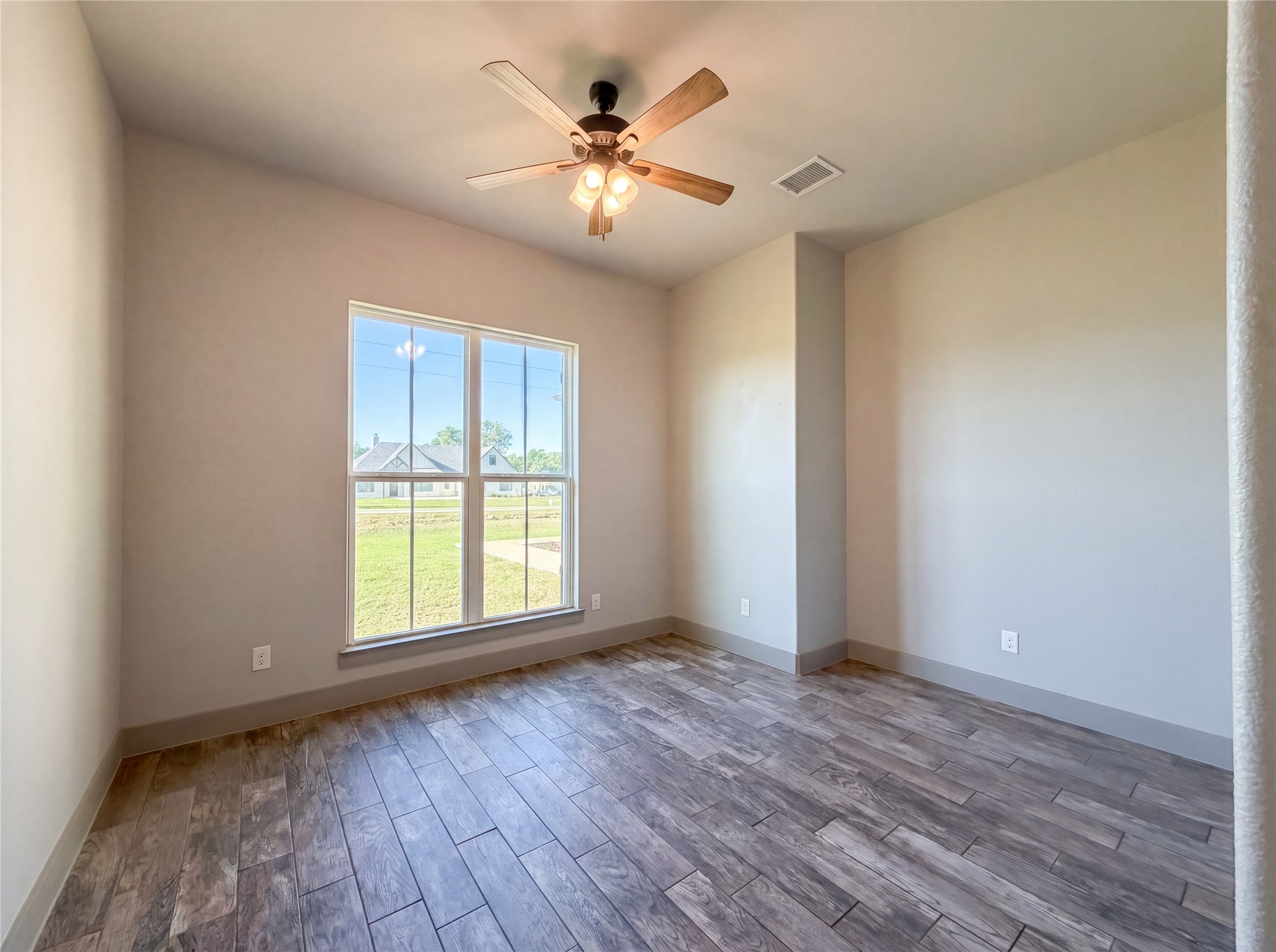 725 Cheyenne Trail Trenton TX 75490