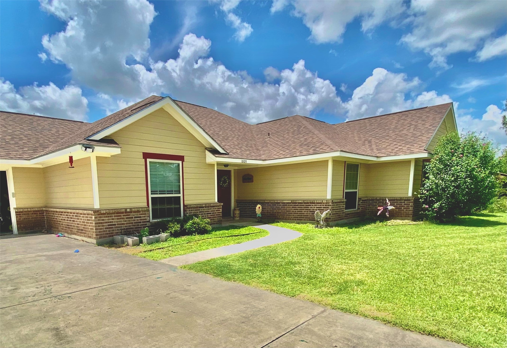1005 Terrace Drive Bangs TX 76823