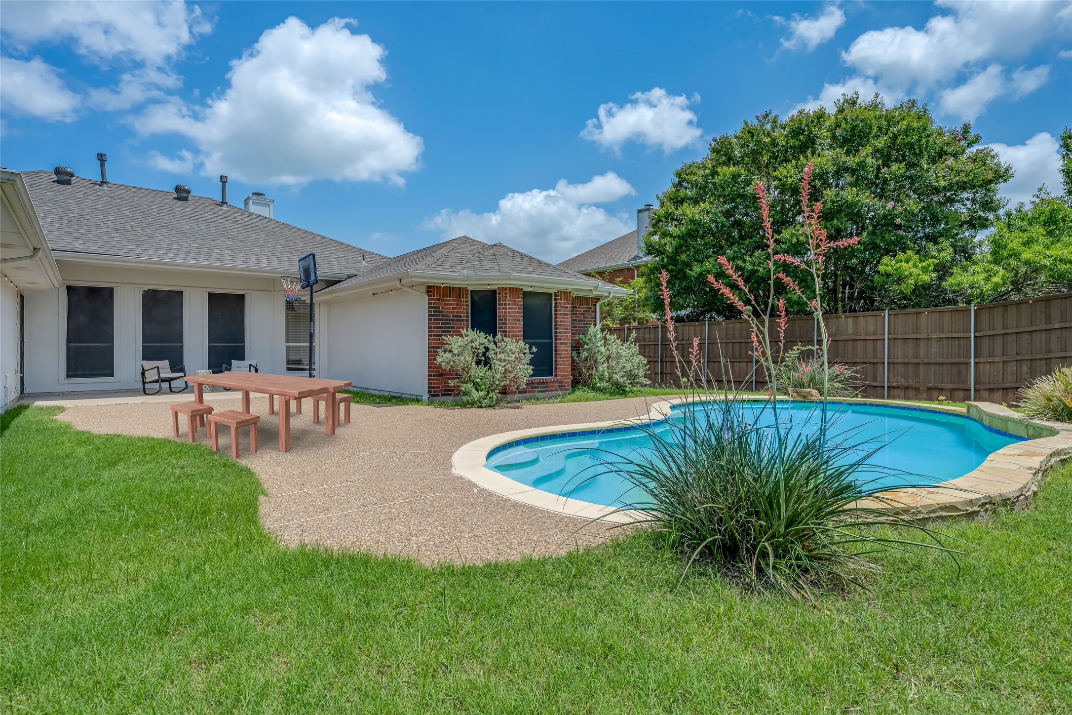 335 Linhurst Drive Murphy TX 75094