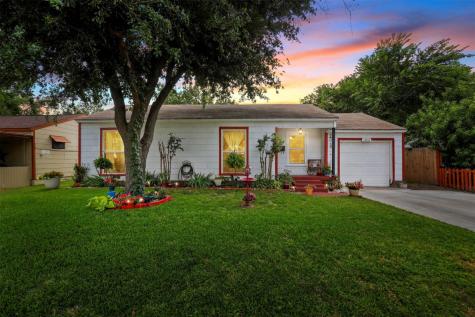 1006 Tamara Lane Grand Prairie TX 75051