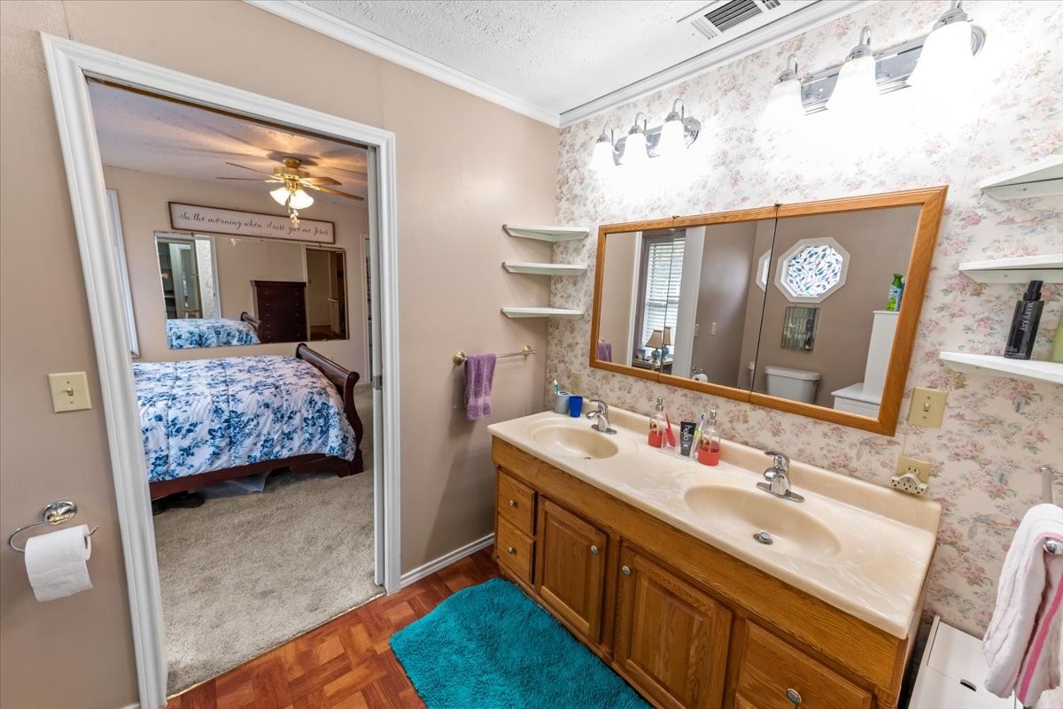 158 County Road 1733 Clifton TX 76634