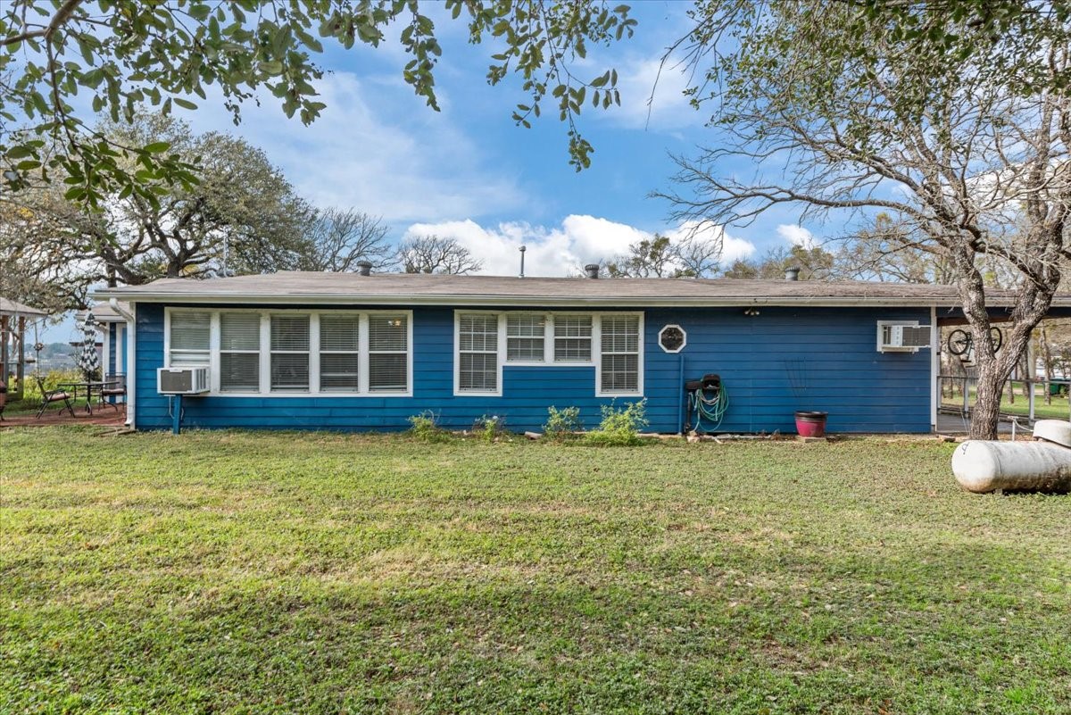 158 County Road 1733 Clifton TX 76634
