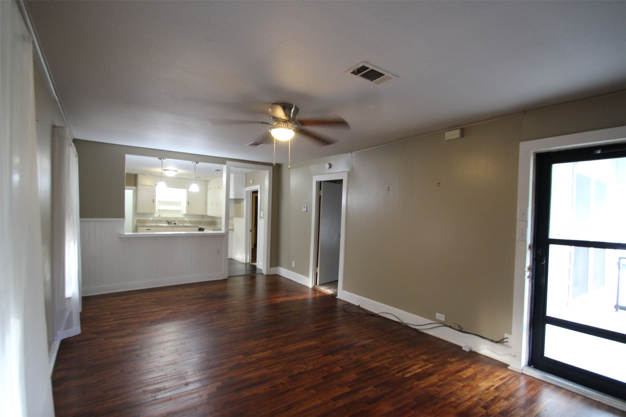 1415 W Crawford Street Denison TX 75020