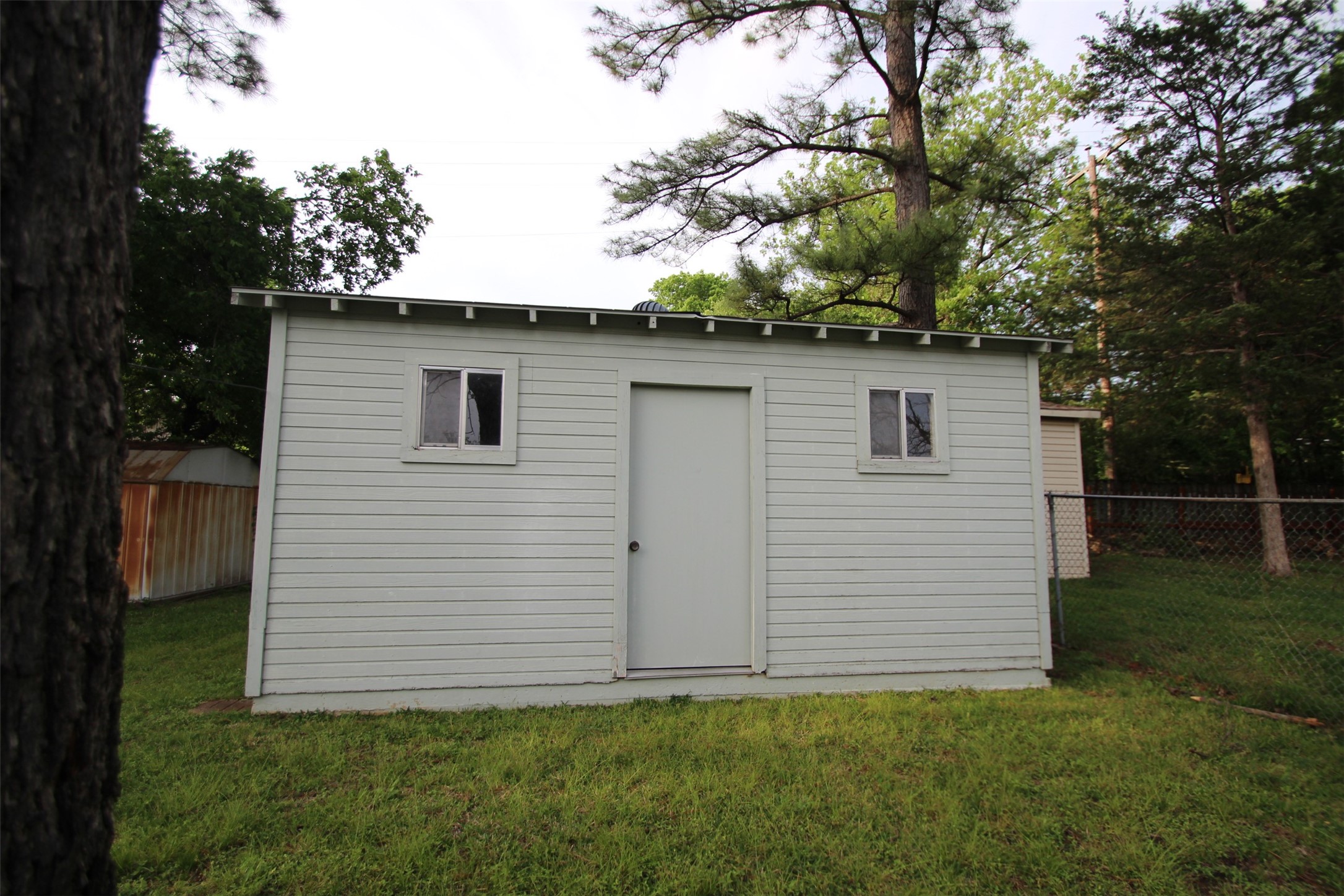 1415 W Crawford Street Denison TX 75020