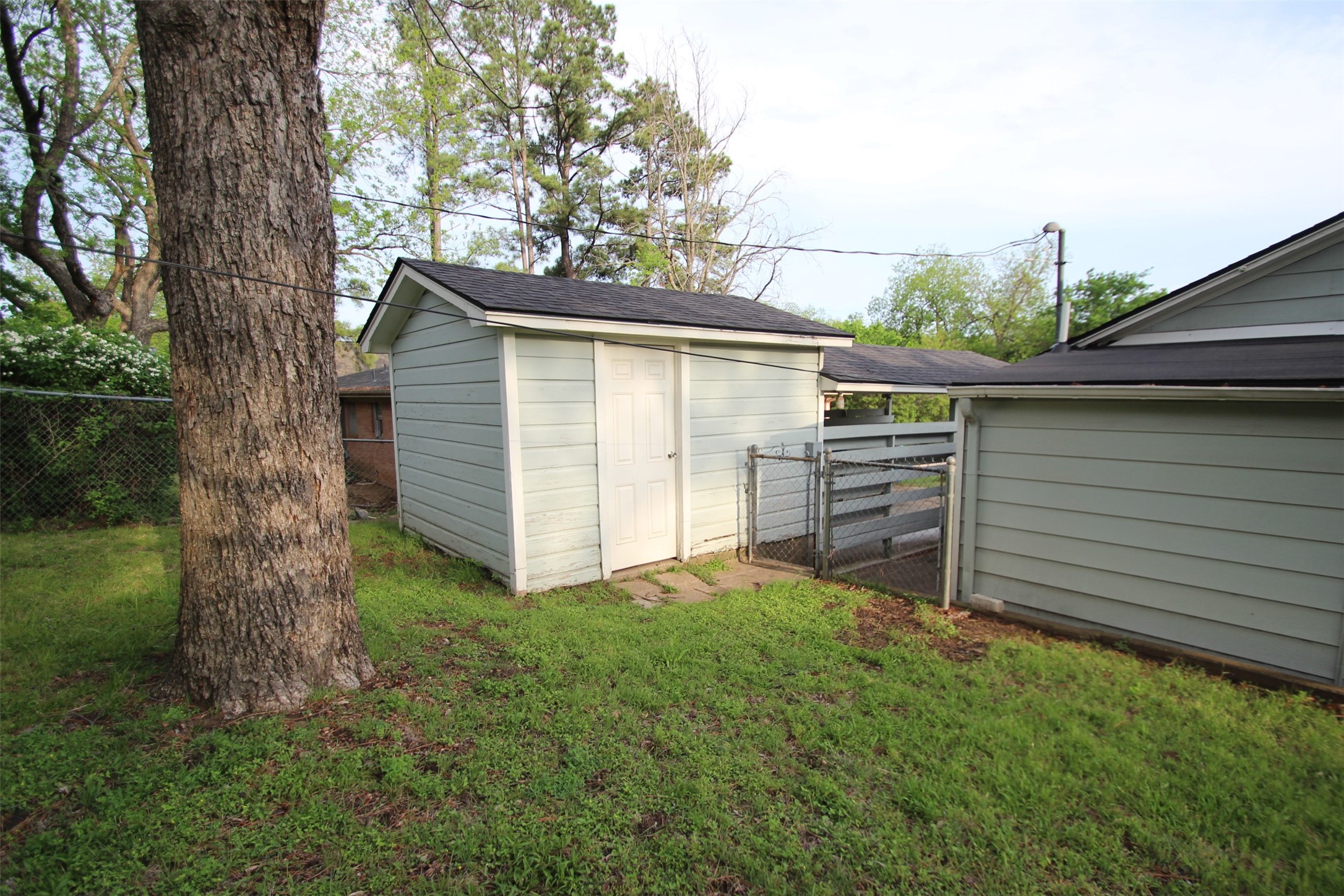 1415 W Crawford Street Denison TX 75020