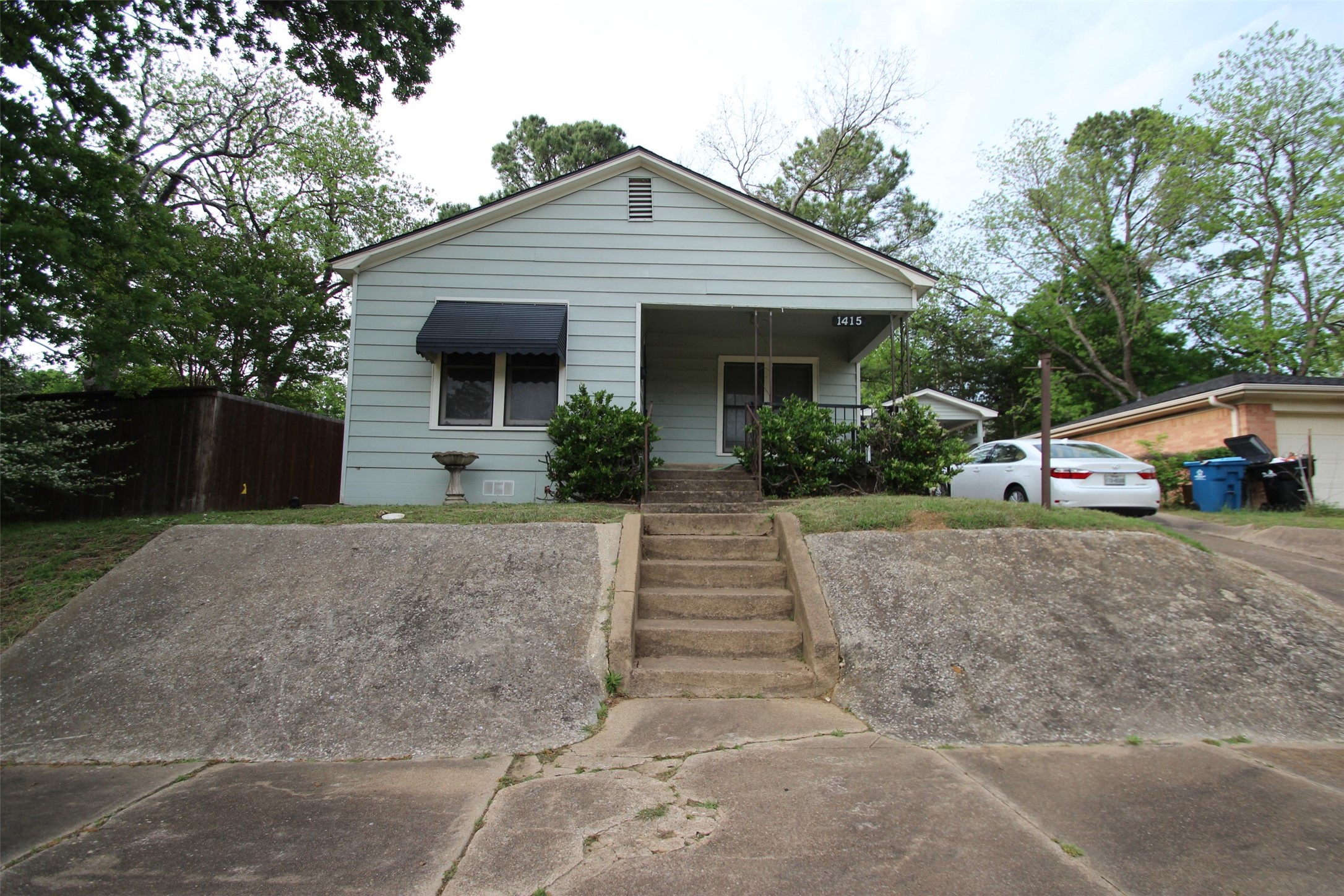 1415 W Crawford Street Denison TX 75020