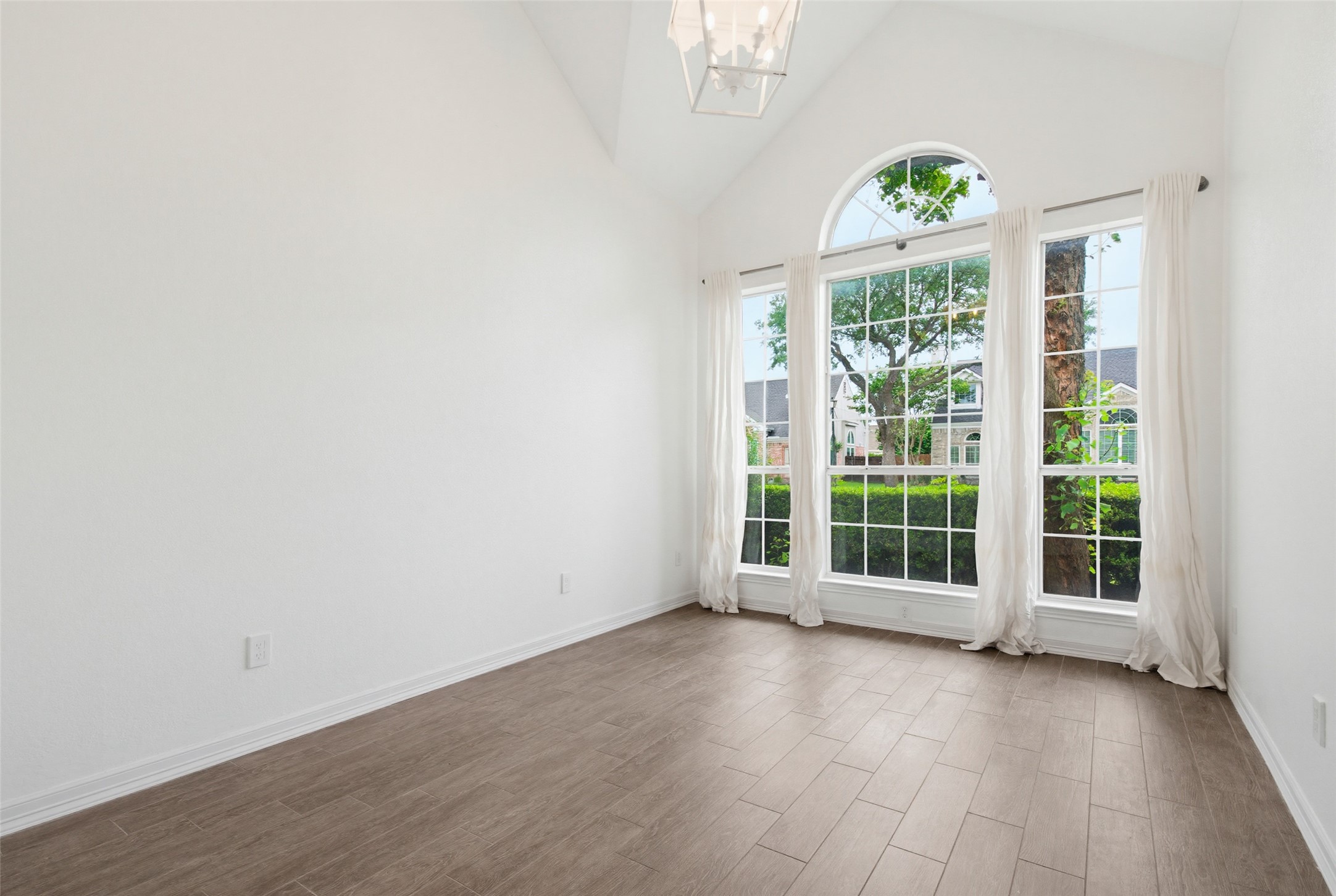 5718 Willowbrook Drive Rowlett TX 75088