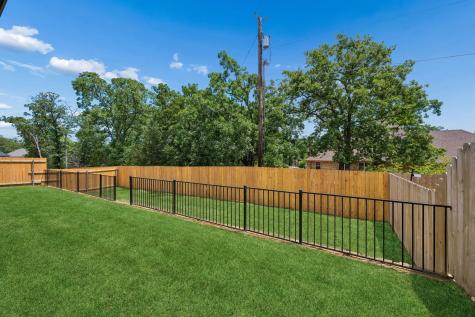 3896 Rose Hill Court Denison TX 75020