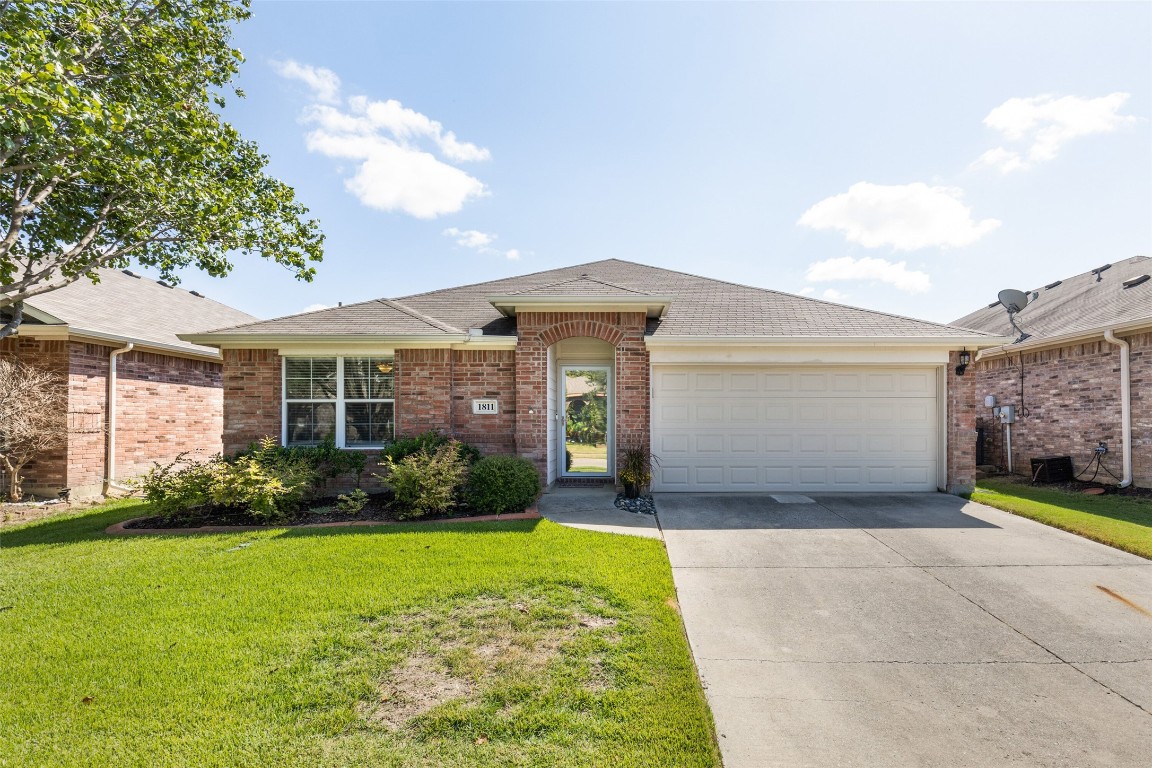 1811 Fairbanks Drive Princeton TX 75407