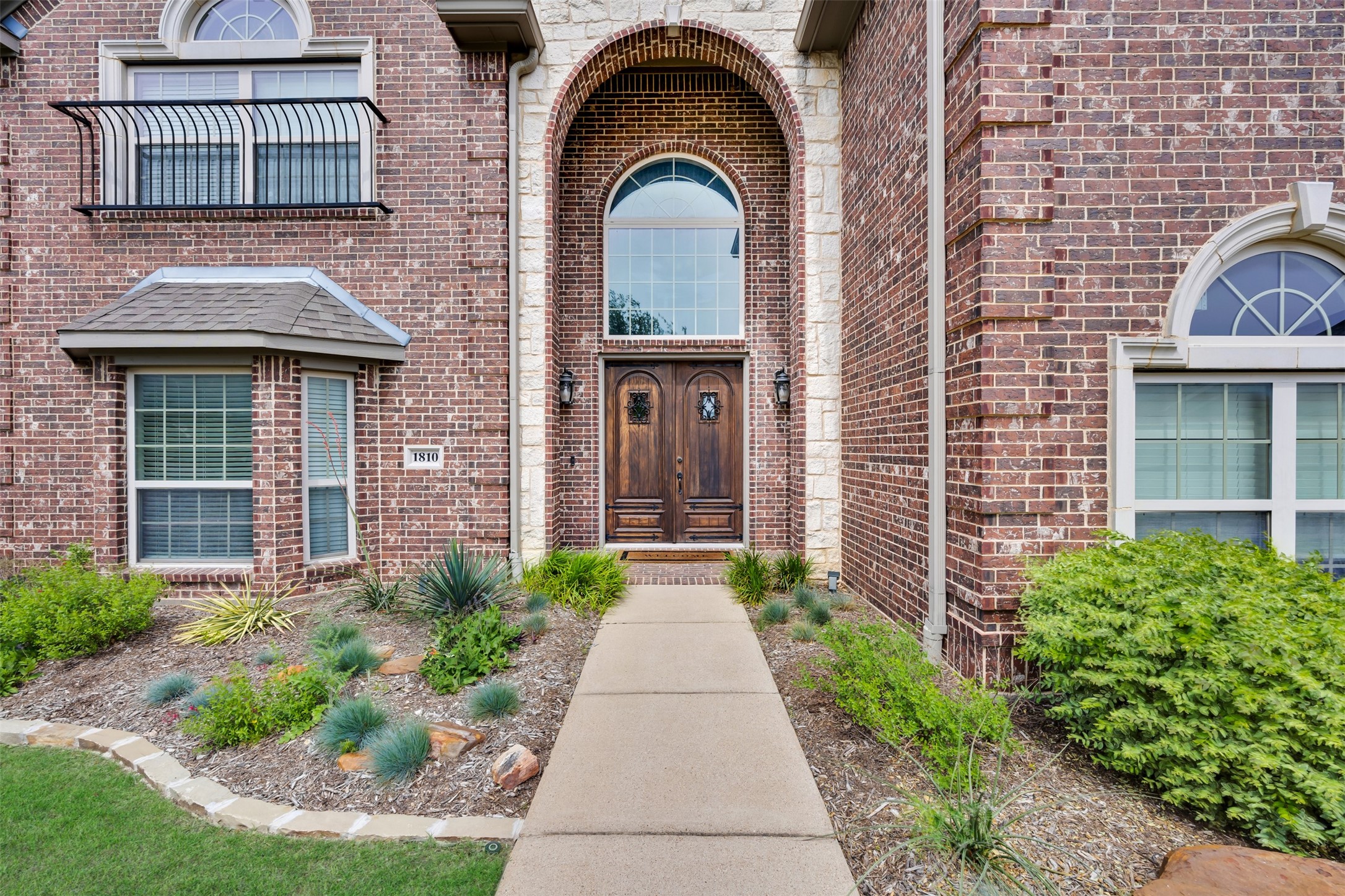 1810 Coyote Court Midlothian TX 76065