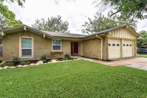 1826 Pine Knot Drive Garland TX 75044
