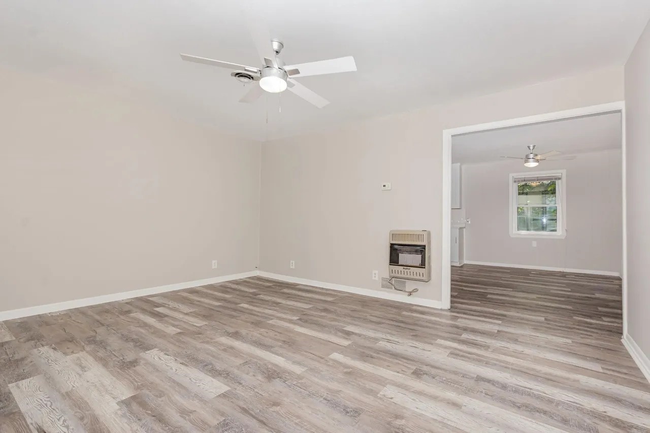 502 W Bells Boulevard Bells TX 75414
