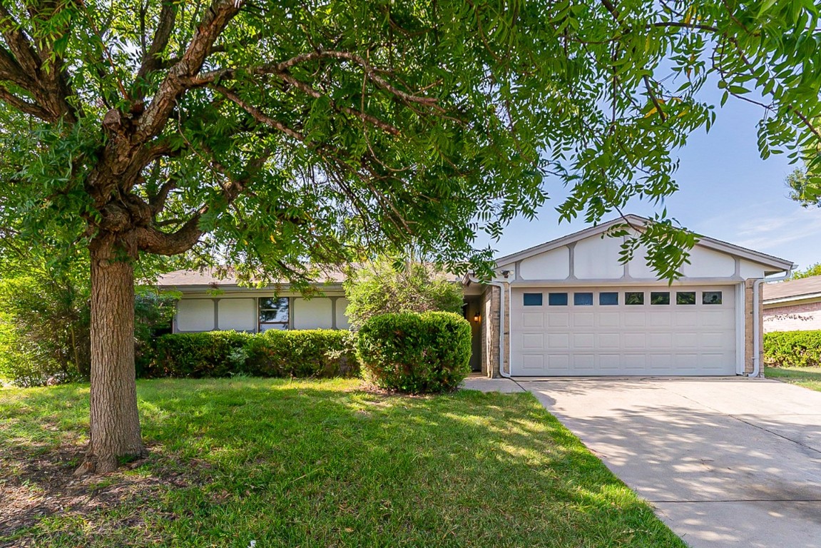 10051 Panay Way Court Fort Worth TX 76108