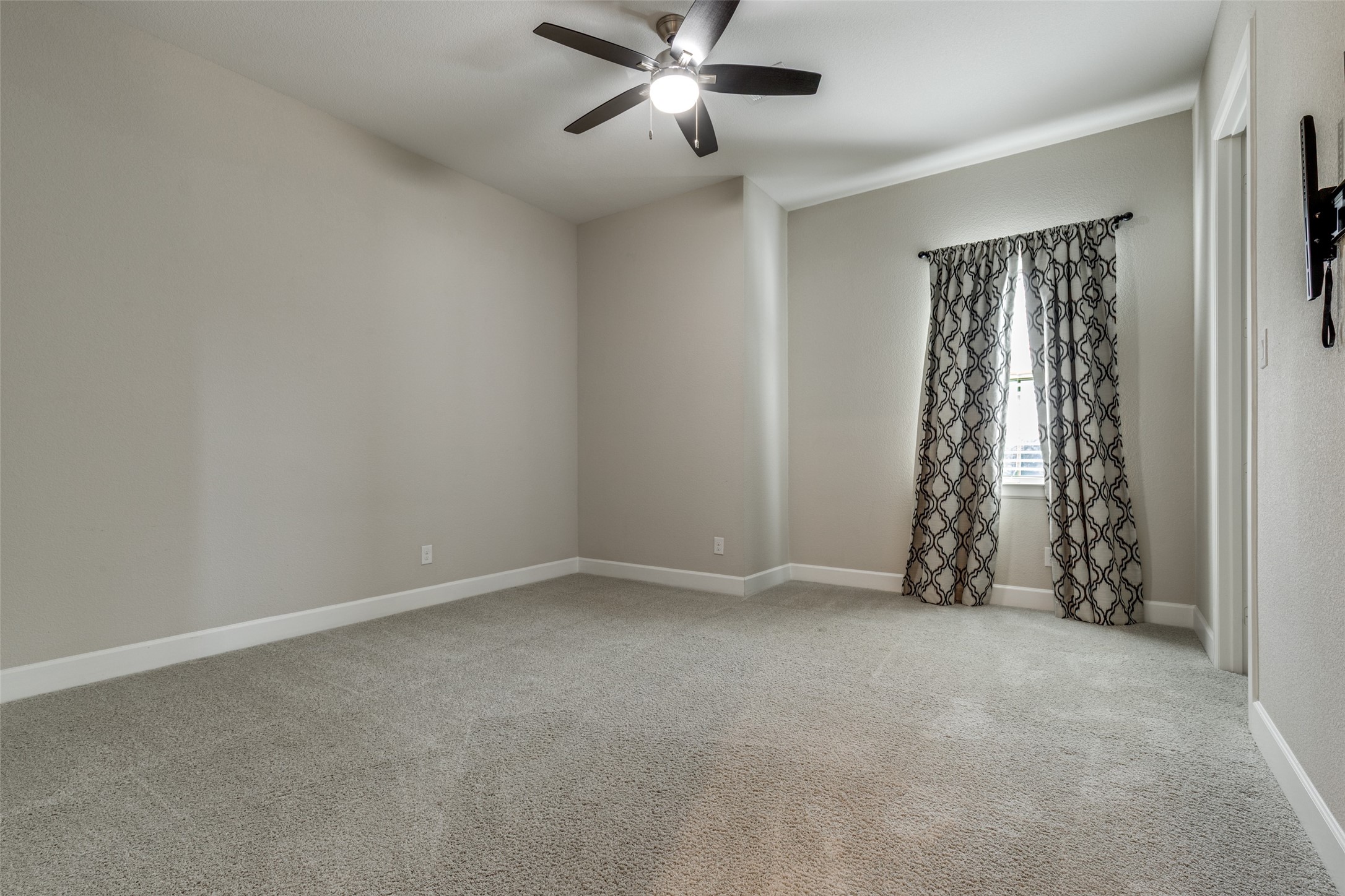 3743 Panalero Lane Dallas TX 75209