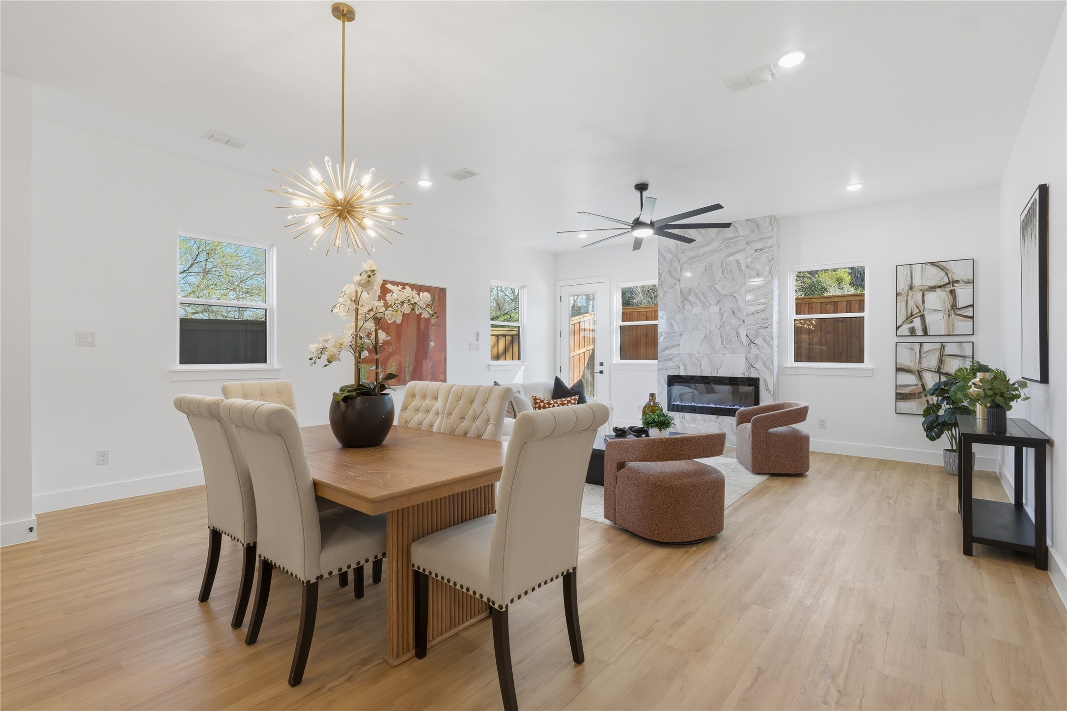 1402 Hutchins Avenue Dallas TX 75203