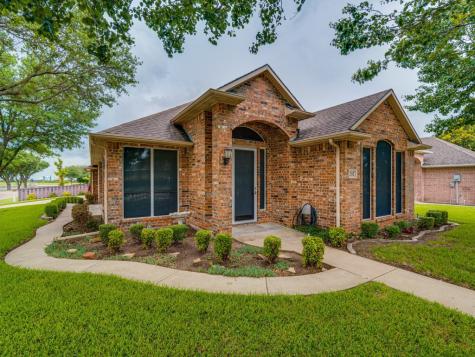 202 Blake Lane Midlothian TX 76065