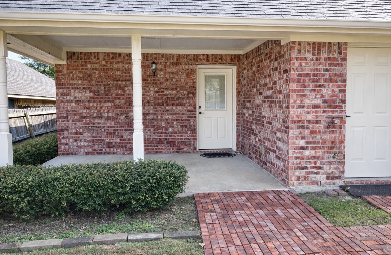 1825 Glenway Drive Sherman TX 75092