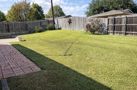 1825 Glenway Drive Sherman TX 75092