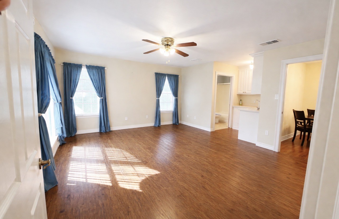 1825 Glenway Drive Sherman TX 75092