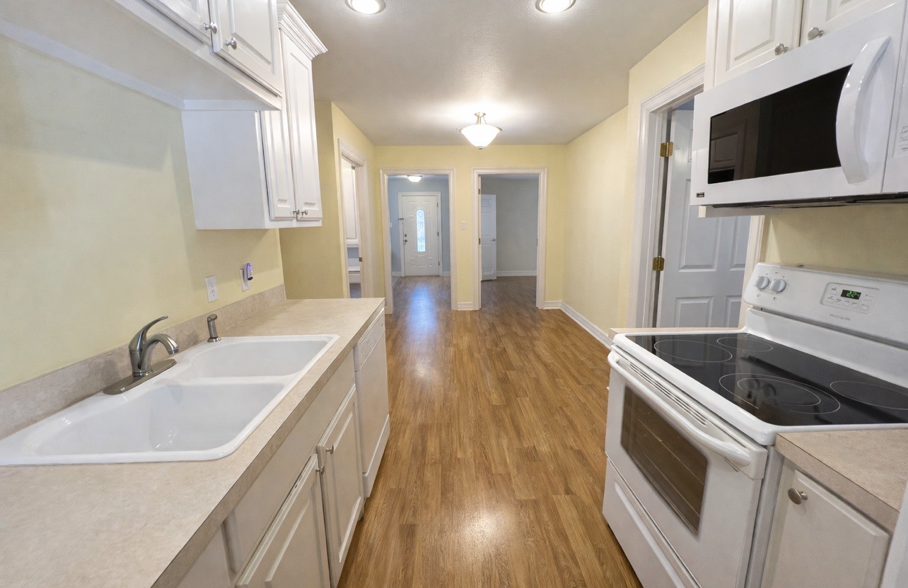 1825 Glenway Drive Sherman TX 75092