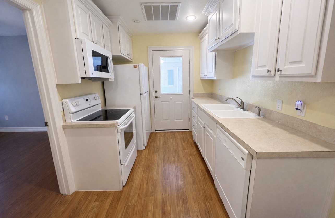 1825 Glenway Drive Sherman TX 75092