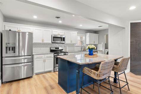 10647 Chesterton Drive Dallas TX 75238