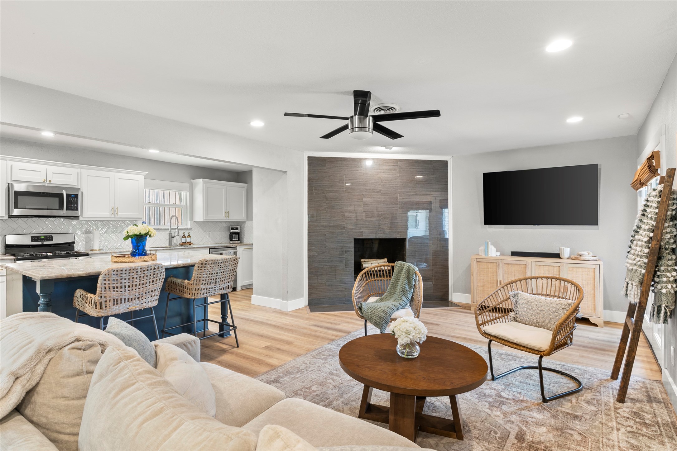 10647 Chesterton Drive Dallas TX 75238