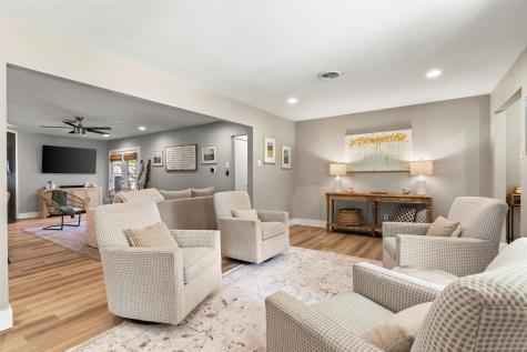 10647 Chesterton Drive Dallas TX 75238