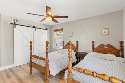 10647 Chesterton Drive Dallas TX 75238