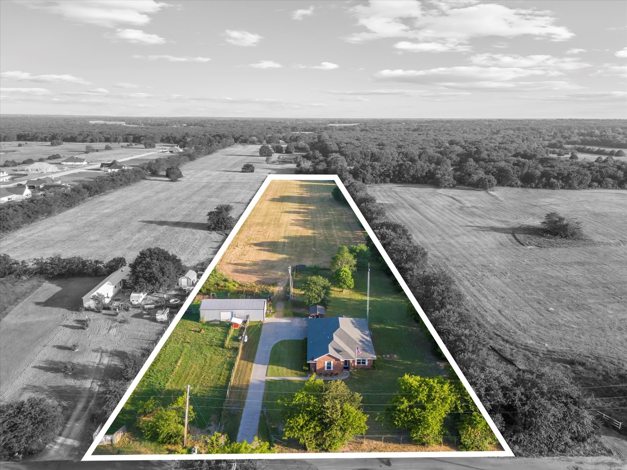 1969 County Road 3308 Greenville TX 75402