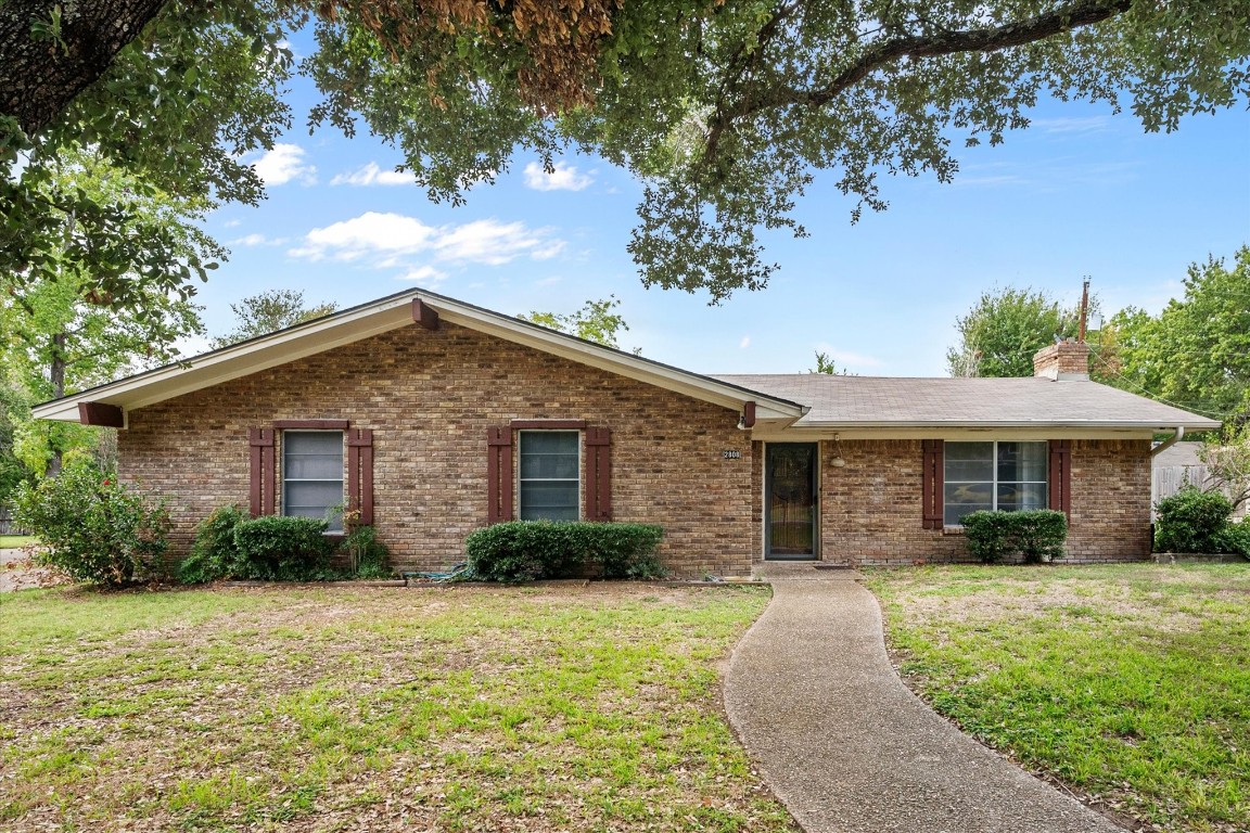 2808 Hillcrest Drive Corsicana TX 75110