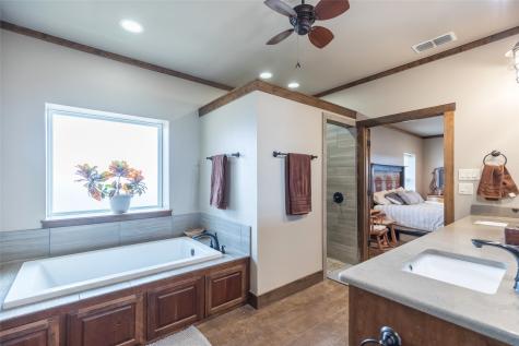 1342 Fm-382 Ovalo TX 79541